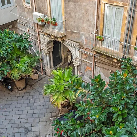 Orlando E Angelica By Tabula House 3*